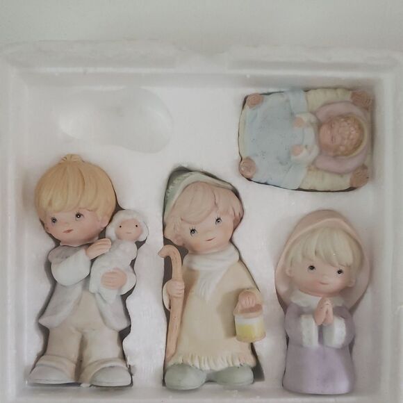 Vintage 1970s Homco 7 Pc Children Christmas Nativity Set #5502 & #5503 - Picture 3 of 7